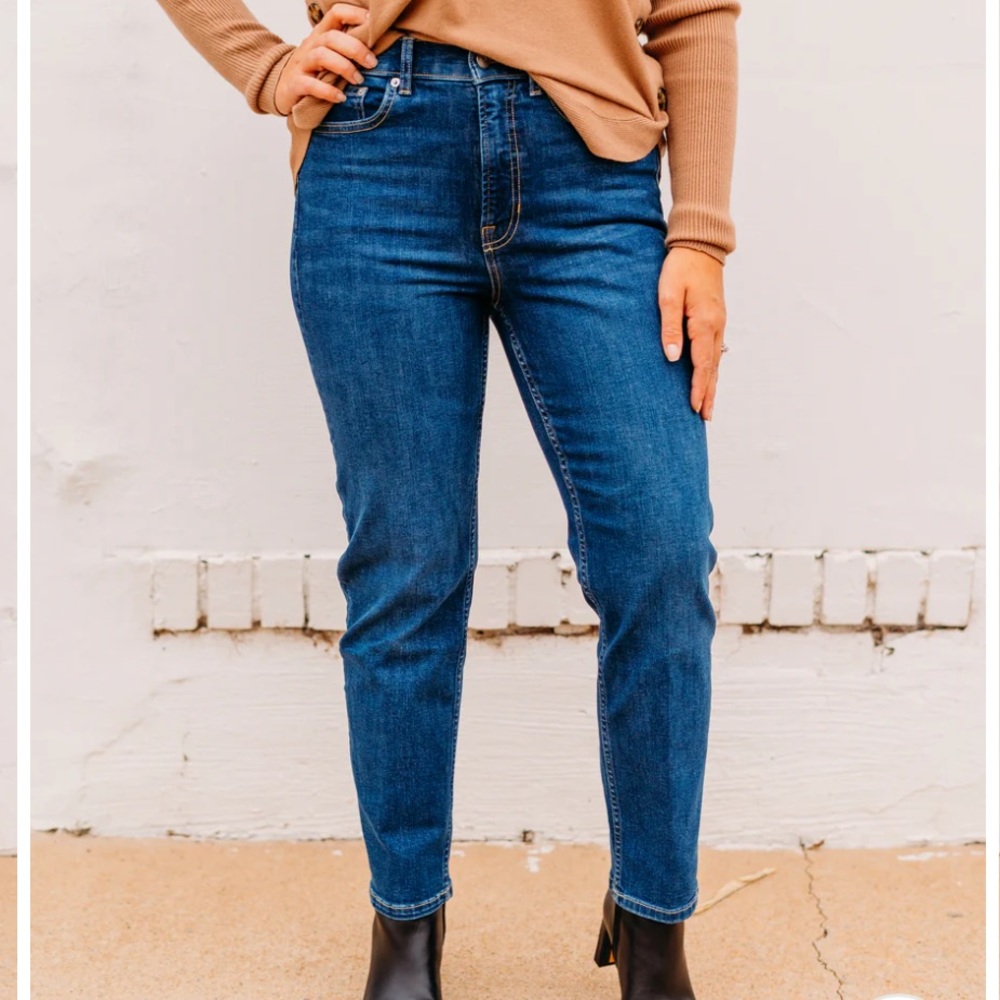 SPANXsculpt ReDefine Slim Straight Jeans